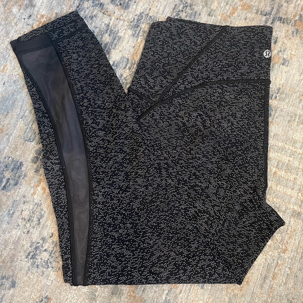 Lululemon Mesh Cropped Legging Size 12